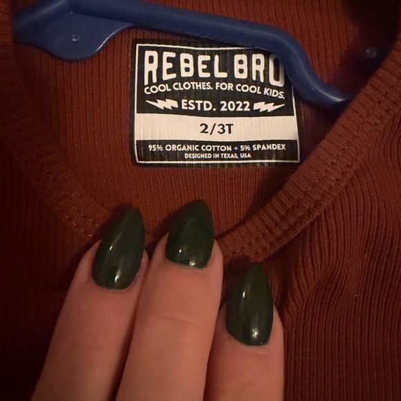 Levi's Kids Cozy Rust Set - Picture 2 of 3